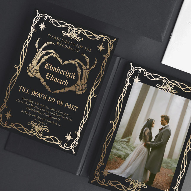 Gothic Skull Hallowedding Retro Wedding Invitation