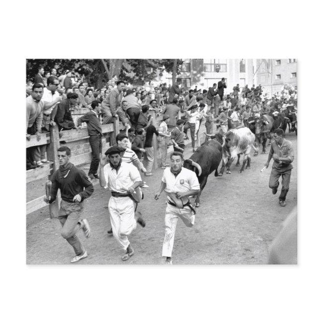 Pamplona Spain Running Of The Bulls Postinvitations